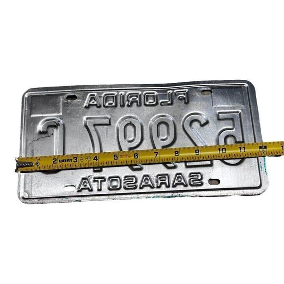 Vintage 1987 Florida Sarasota Collectible License Plate Original # 52997 C Tag - Picture 3 of 3